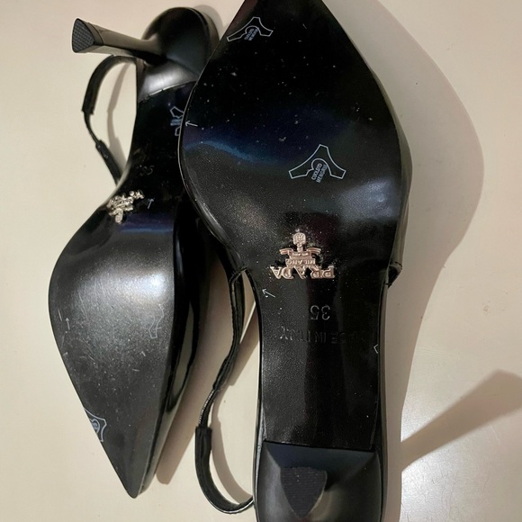 Black Slingback Heels - Picture 2 of 4